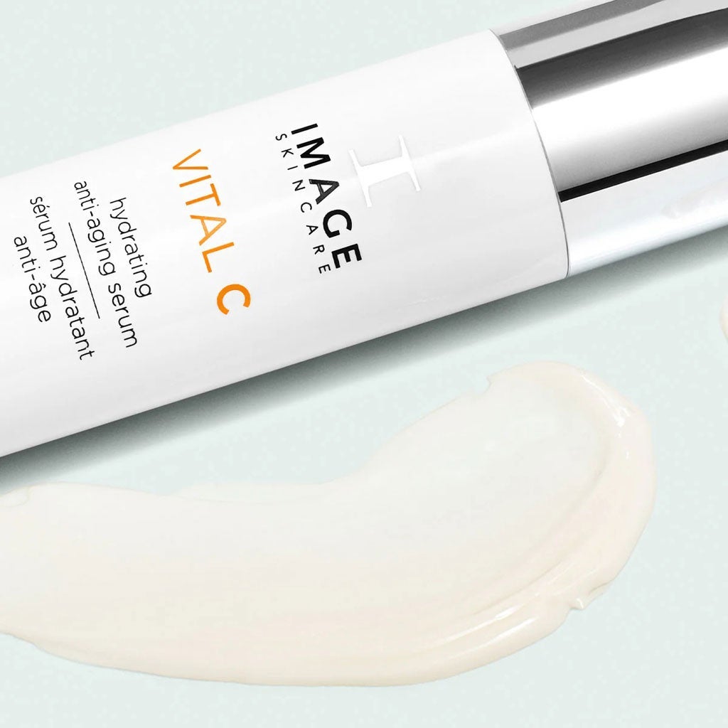 https://media.myaster.com/images/products/1068568/image-vital-c-hydrating-anti-aging-serum-50ml/1068568_2.jpg
