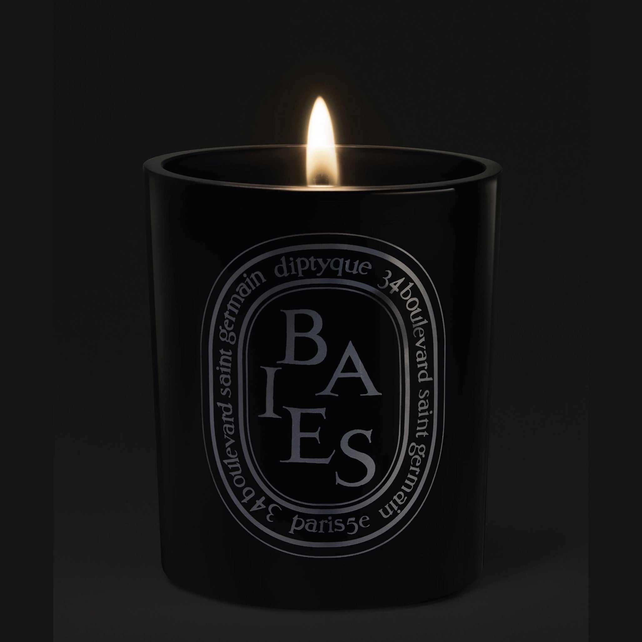 https://bloomingdales.ae/on/demandware.static/-/Sites-bloomingdales-master-catalog/default/dwc4425cc2/sfcc-new-blm-production/2/0/4/7/6/204765654_FR.jpg