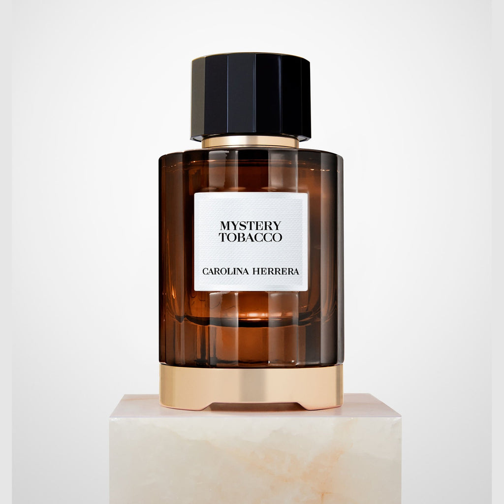 https://bloomingdales.ae/on/demandware.static/-/Sites-bloomingdales-master-catalog/default/dw5352d429/sfcc-new-blm-production/2/1/1/4/1/211417754_E1.jpg