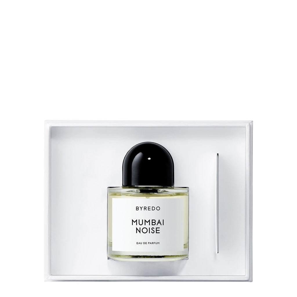 https://bloomingdales.ae/on/demandware.static/-/Sites-bloomingdales-master-catalog/default/dw7669d0f6/sfcc-new-blm-production/2/1/4/7/7/214778667_BK.jpg
