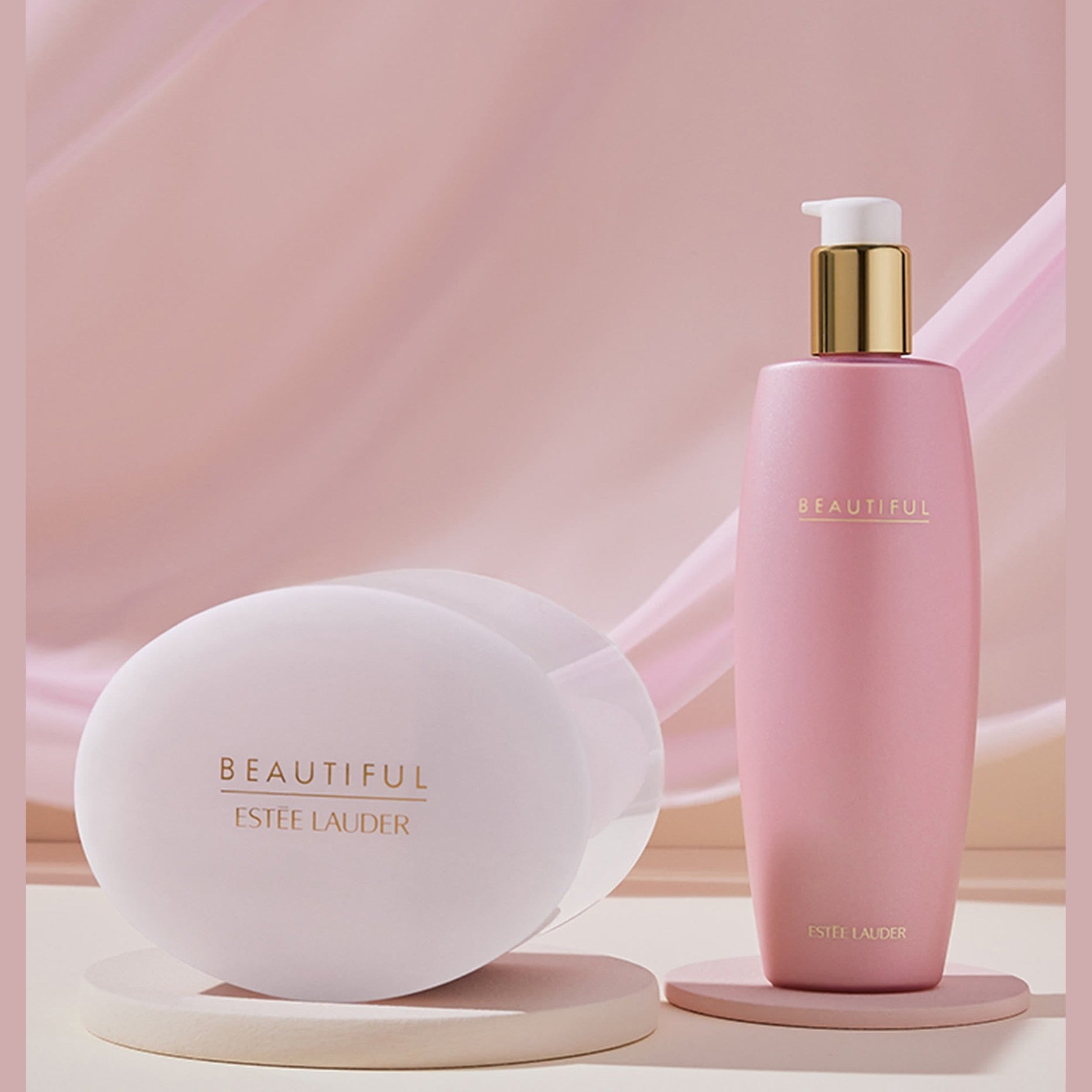https://bloomingdales.ae/on/demandware.static/-/Sites-bloomingdales-master-catalog/default/dwa8d82b43/sfcc-new-blm-production/2/1/5/8/4/215848303_E2.jpg