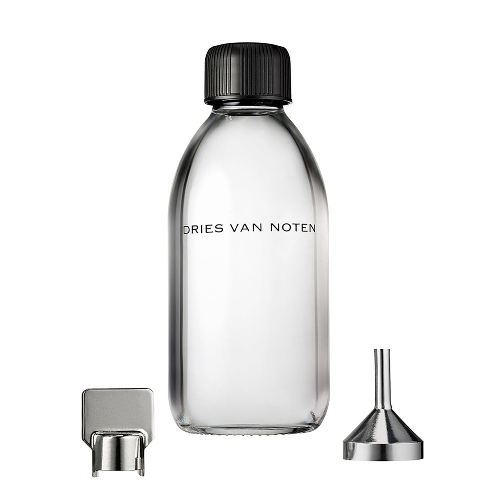 https://bloomingdales.ae/on/demandware.static/-/Sites-bloomingdales-master-catalog/default/dw5883356f/sfcc-new-blm-production/2/1/6/5/8/216587056_FR.jpg