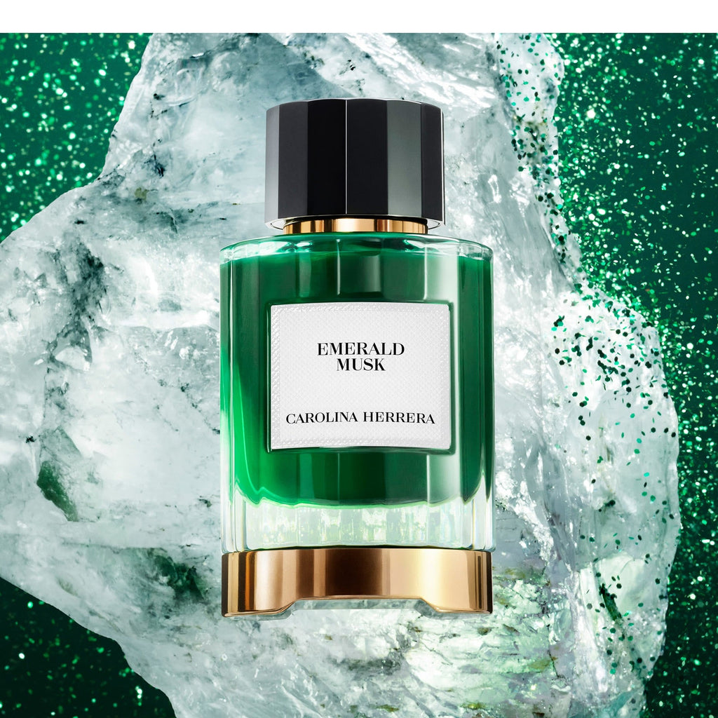 https://bloomingdales.ae/on/demandware.static/-/Sites-bloomingdales-master-catalog/default/dwfe6e7875/sfcc-new-blm-production/2/1/7/6/0/217607695_E2.jpg