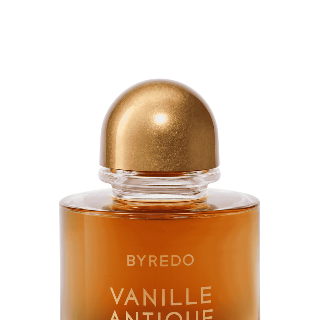 https://bloomingdales.ae/on/demandware.static/-/Sites-bloomingdales-master-catalog/default/dw93d74f89/sfcc-new-blm-production/2/1/8/8/4/218849076_E1.jpg