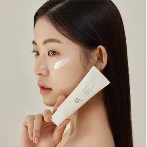 https://f.nooncdn.com/p/pnsku/N53419974A/45/_/1764241613/d747c60e-0443-4c43-a6a3-cc7d80aed27b.jpg?width=480